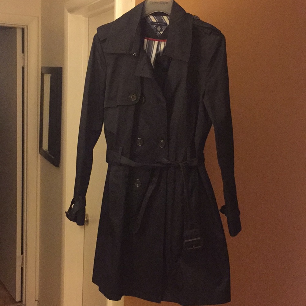 🌸Tommy Hilfiger trench coat size L🌸